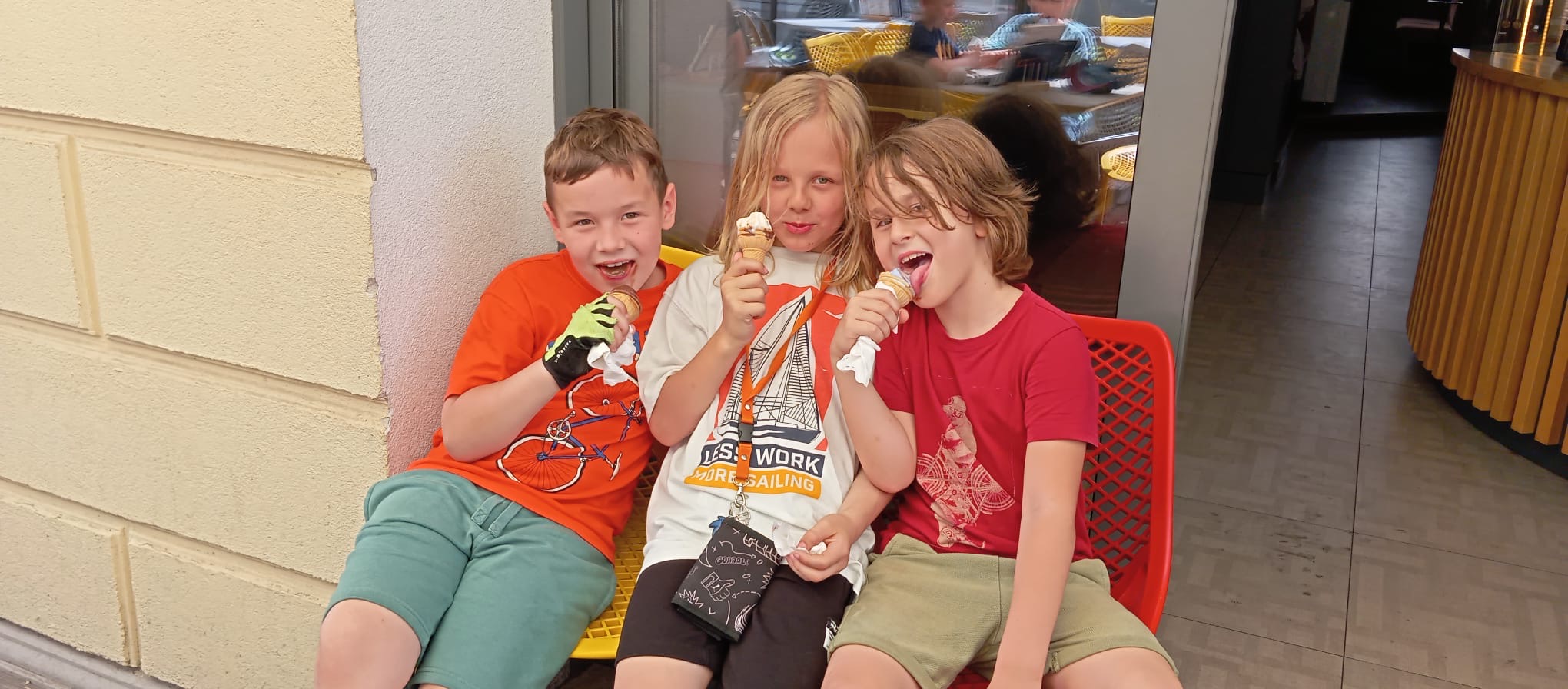 da2a28b5 d719 46c3 9048 3d8199fa1e8a