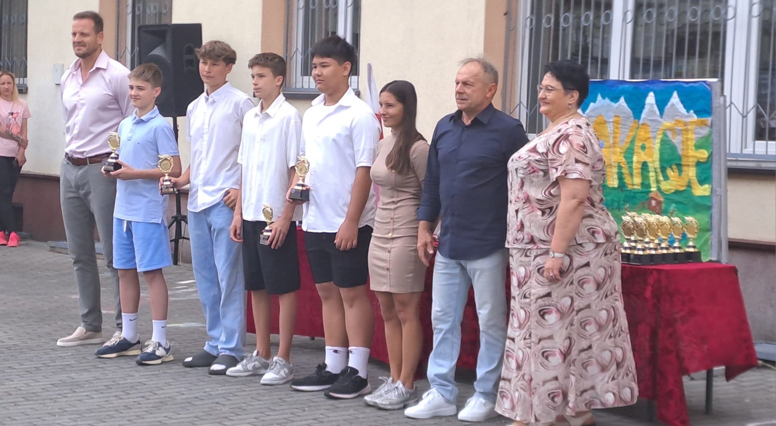 fec299ae f8c8 4477 bb1b da370bcc9ae5